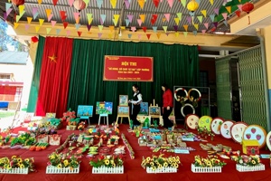 CUỘC THI LÀM “ ĐỒ DÙNG ĐỒ CHƠI TỰ TẠO” CẤP TRƯỜNG