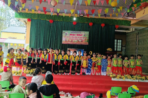 TRƯỜNG MẦM NON XÃ HỘI HOAN TỔ CHỨC HỘI THI "BÉ VỚI LÀN ĐIỆU DÂN CA" CẤP CẤP TRƯỜNG NĂM HỌC 2023-2024