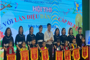 HỘI THI "BÉ VỚI LÀN ĐIỆU DÂN CA" CẤP HUYỆN NĂM HỌC 2023- 2024 CỦA CÁC BÉ TRƯỜNG MN XÃ HỘI HOAN